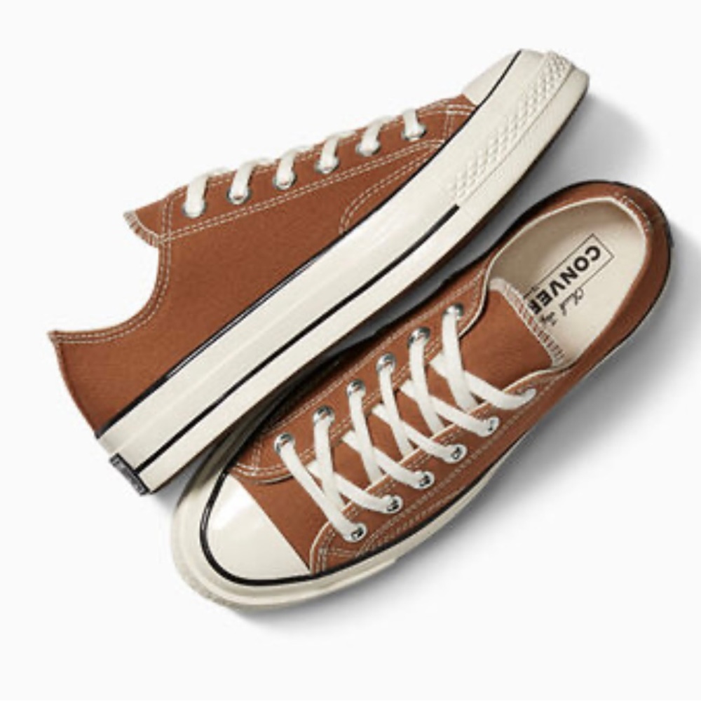 Converse Chuck 70 Vintage Canvas in Mineral Clay Women’s 7